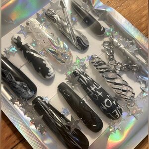 Welcome to the cyberpunk.com nails